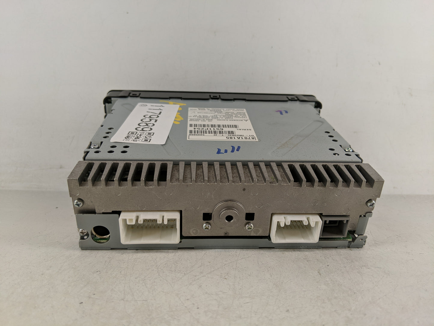 2016 Mitsubishi Outlander Radio AM FM Cd Player Receiver Replacement P/N:8701A185 Fits OEM Used Auto Parts - Oemusedautopart