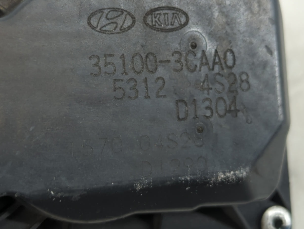 2016 Mitsubishi Outlander Throttle Body P/N:35100-3CAA0 Fits Fits 2012 2013 2014 2015 2017 2018 OEM Used Auto Parts - Oemuse