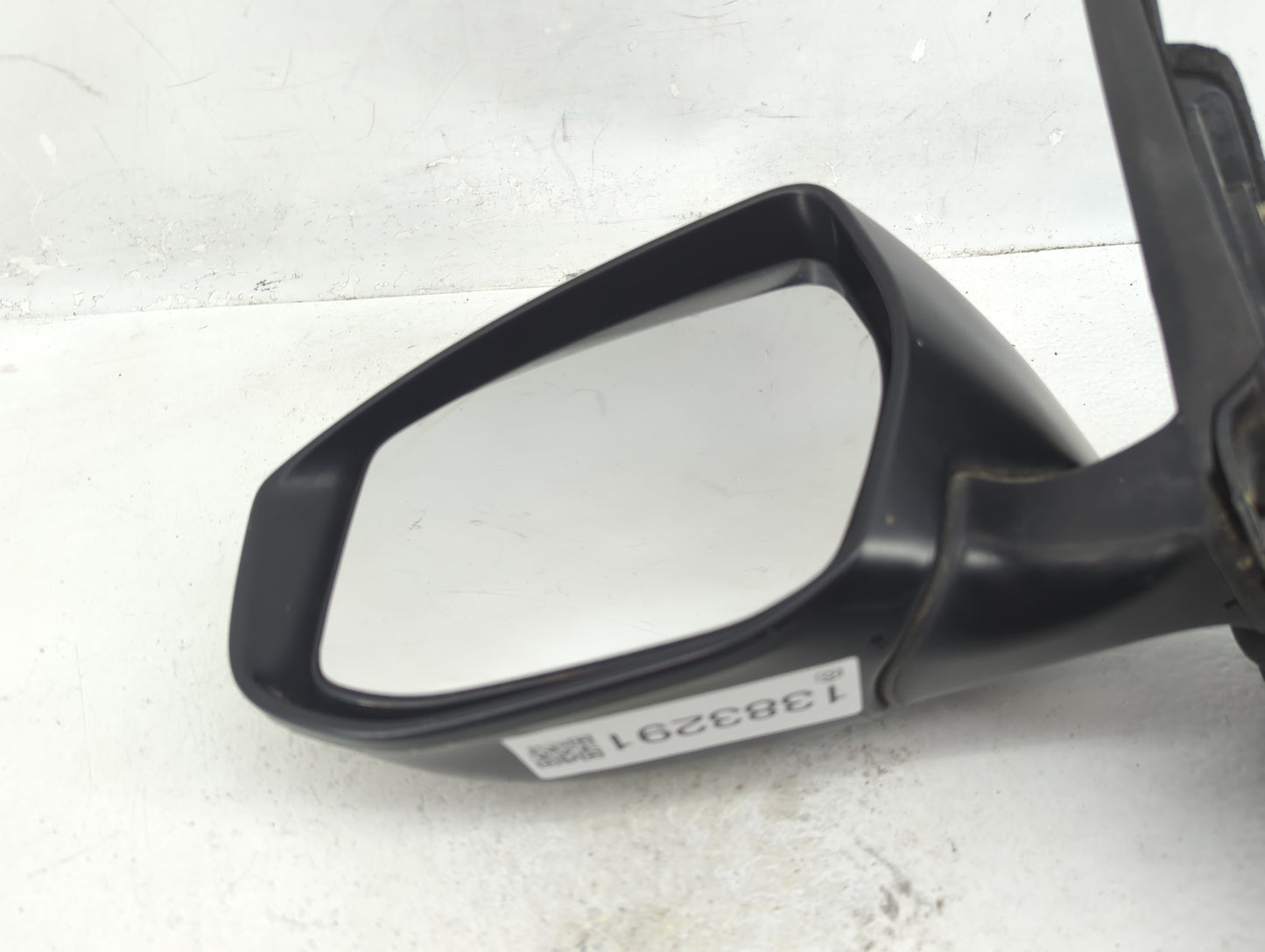 2013-2018 Nissan Altima Driver Side View Mirror - Left Door Mirror OEM Used - Oemusedautoparts1.com