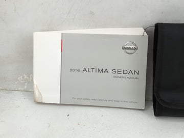 2016 Nissan Altima Owners Manual Book Guide P/N:OM16EA0L33U0 OEM Used Auto Parts