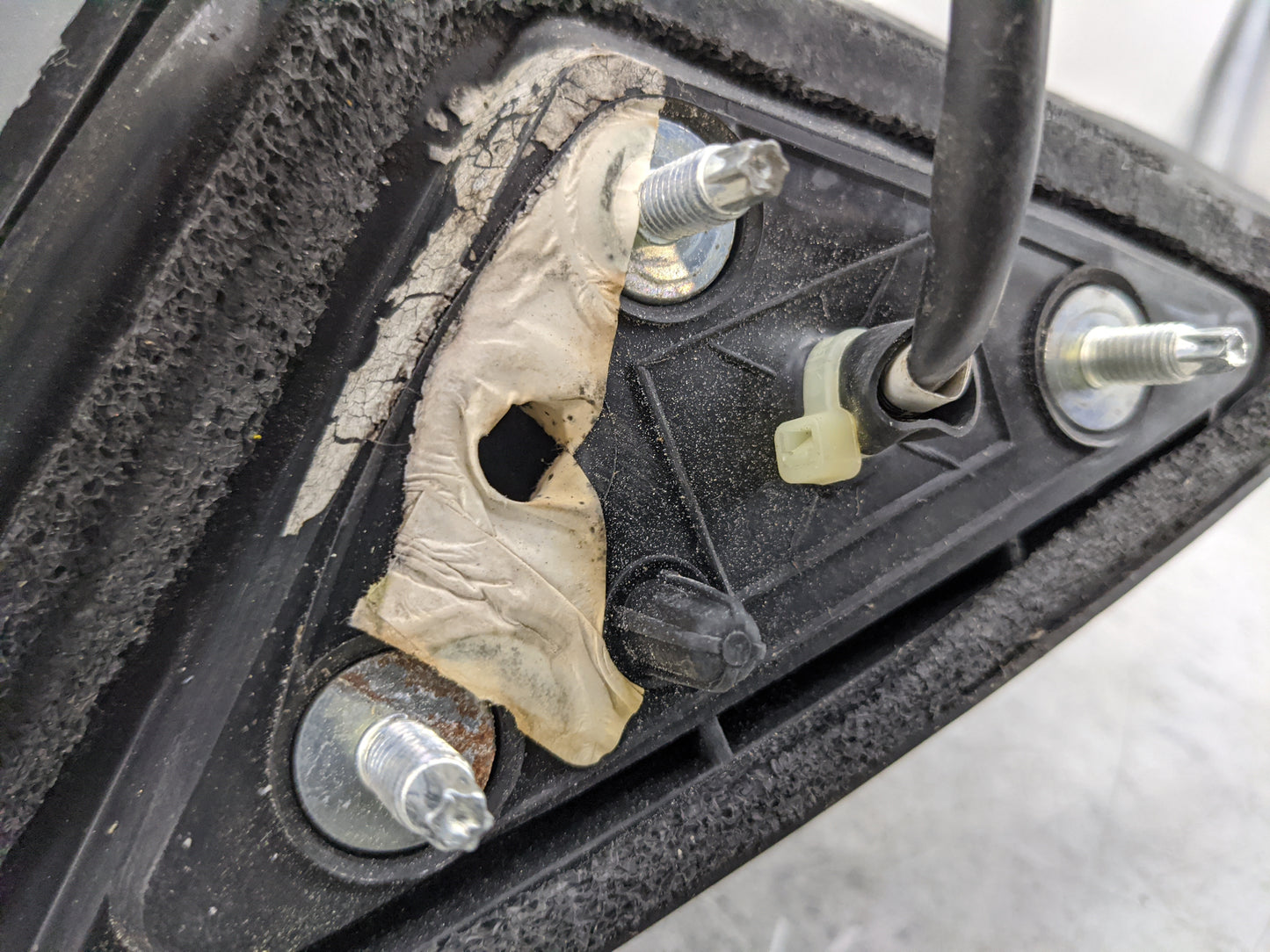 2013-2018 Nissan Altima Passenger Side View Mirror - Right Door Mirror OEM Used - Oemusedautoparts1.com