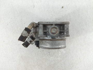 2015-2018 Nissan Altima Throttle Body P/N:RME70-50 Fits Fits 2015 2016 2017 2018 2019 OEM Used Auto Parts