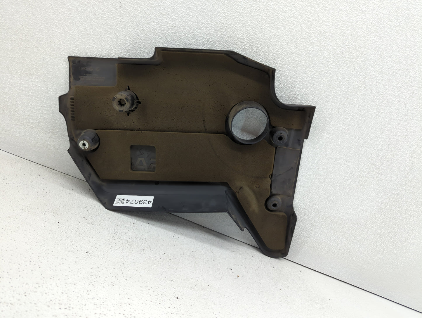 2016 Nissan Altima Engine Cover - Oemusedautoparts1.com