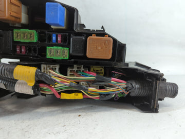 2016-2017 Nissan Altima Fusebox Fuse Box Panel Relay Module P/N:7254-5763-30 Fits Fits 2016 2017 OEM Used Auto Parts