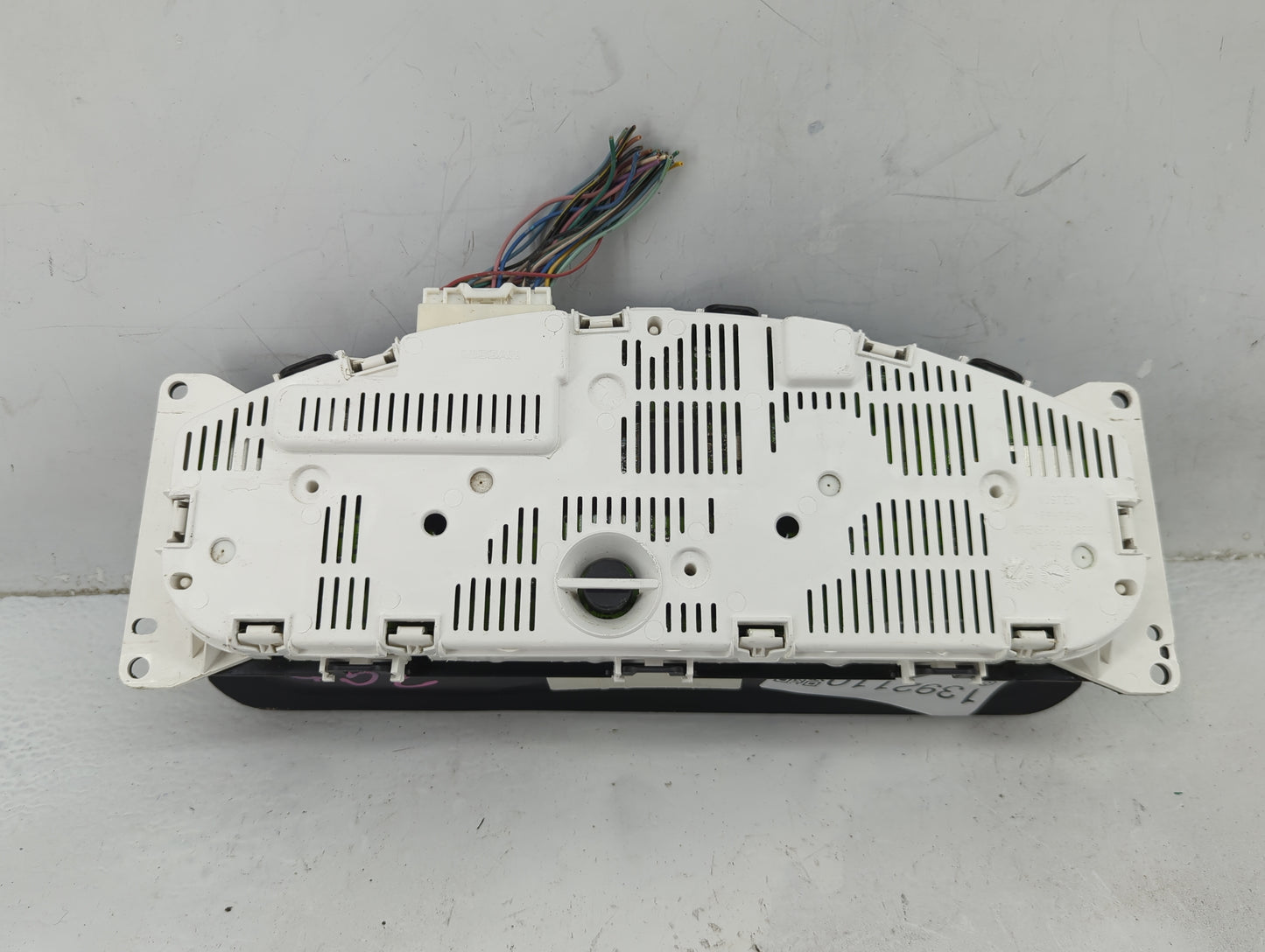 2013-2019 Nissan Frontier Instrument Cluster Speedometer Gauges P/N:VP5NEF-10A855-A Fits Fits 2013 2014 2015 2016 2017 2018