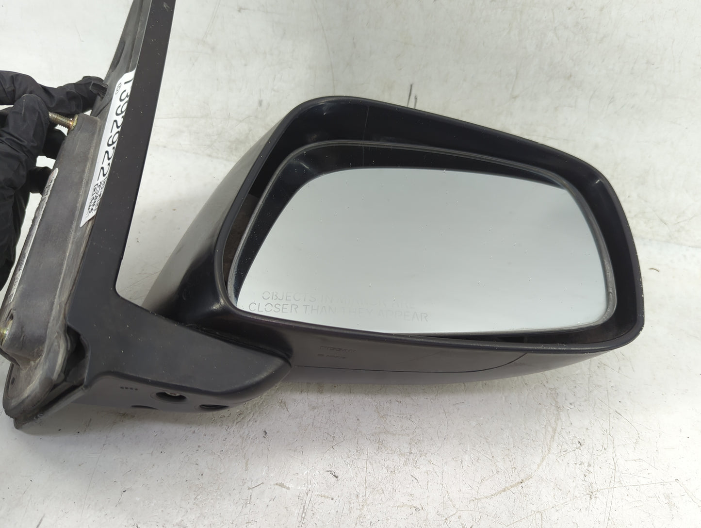 2005-2021 Nissan Frontier Passenger Side View Mirror - Right Door Mirror OEM Used - Oemusedautoparts1.com