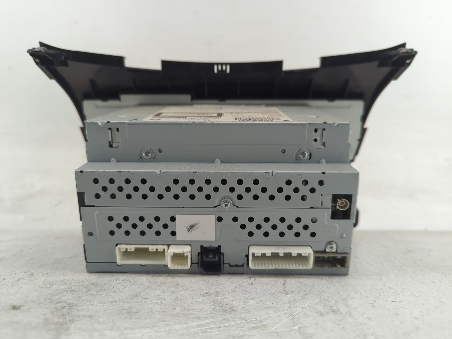 2015-2016 Nissan Murano Radio AM FM Cd Player Receiver Replacement P/N:28185 5AA0D Fits Fits 2015 2016 OEM Used Auto Parts -