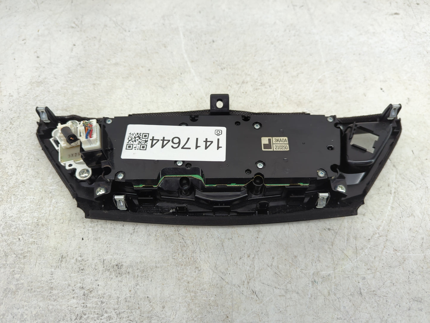 2016 Nissan Pathfinder Radio Control Panel - Oemusedautoparts1.com