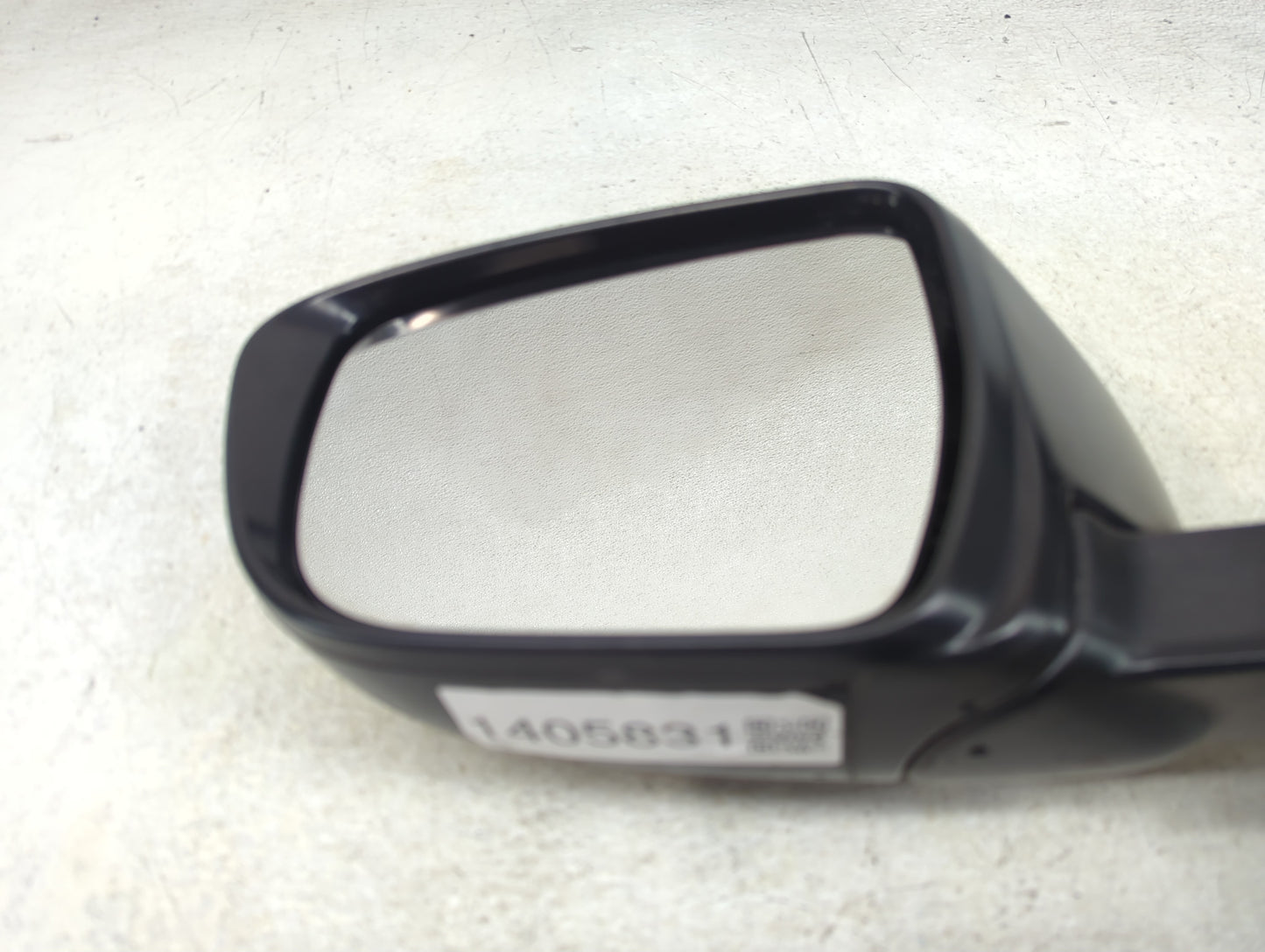 2016-2017 Nissan Rogue Driver Side View Mirror - Left Door Mirror OEM Used - Oemusedautoparts1.com