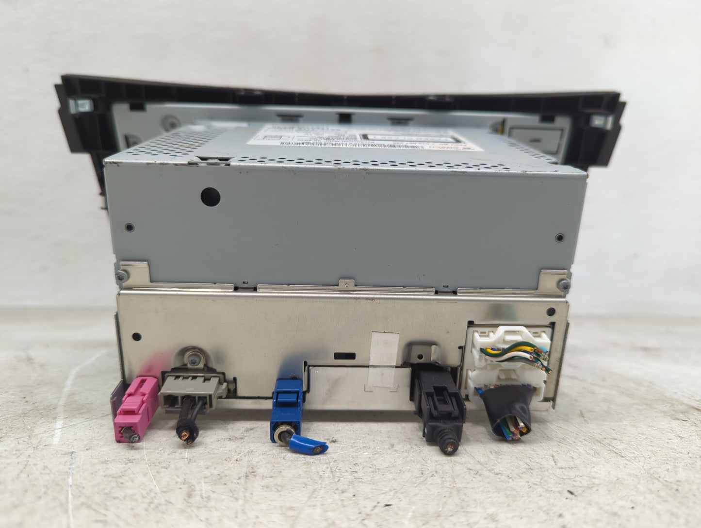 2015-2016 Nissan Rogue Radio AM FM Cd Player Receiver Replacement P/N:259159TB1A 7 612 051 335 Fits Fits 2015 2016 OEM Used