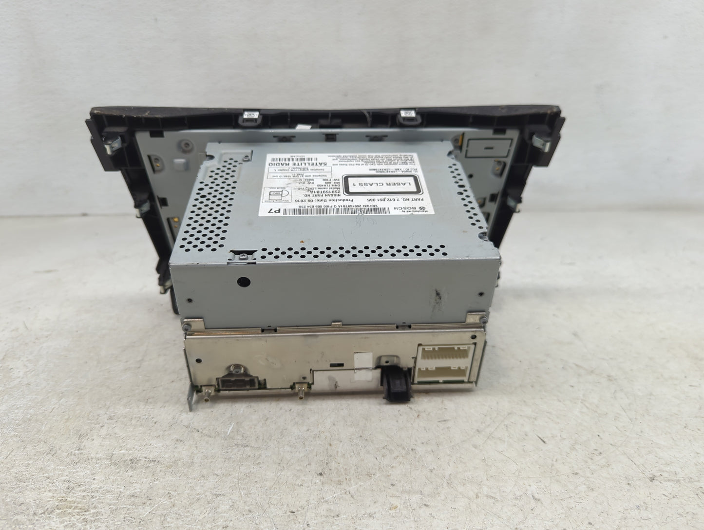 2014-2016 Nissan Rogue Radio AM FM Cd Player Receiver Replacement P/N:259159TB1A Fits Fits 2014 2015 2016 OEM Used Auto Part