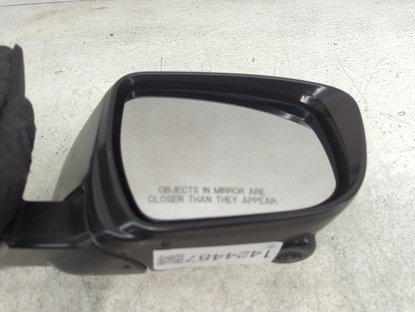 2017-2020 Nissan Rogue Driver Left Side View Power Door Mirror - Oemusedautoparts1.com