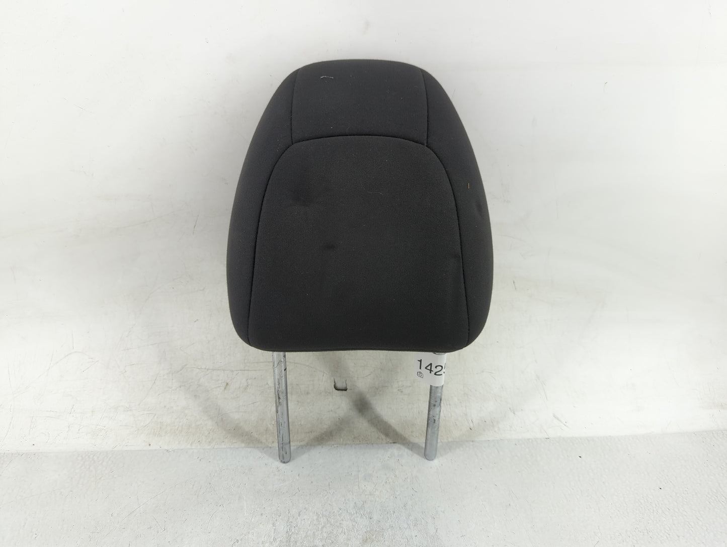 2016 Nissan Rogue Headrest Head Rest Front Driver Seat Black - Oemusedautoparts1.com