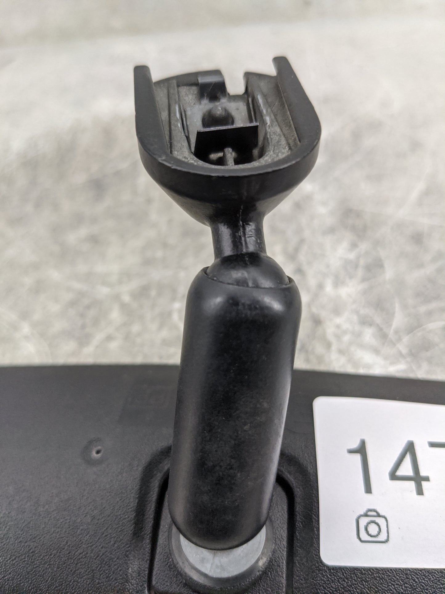 2014-2022 Nissan Rogue Interior Rear View Mirror Replacement OEM P/N:011681 031681 Fits OEM Used Auto Parts - Oemusedautopar