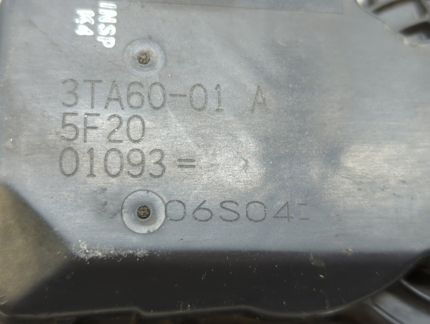 2014-2019 Nissan Rogue Throttle Body P/N:3TA60-01 C 3TA60-01 B, 3TA60-01 A Fits Fits 2013 2014 2015 2016 2017 2018 2019 OEM