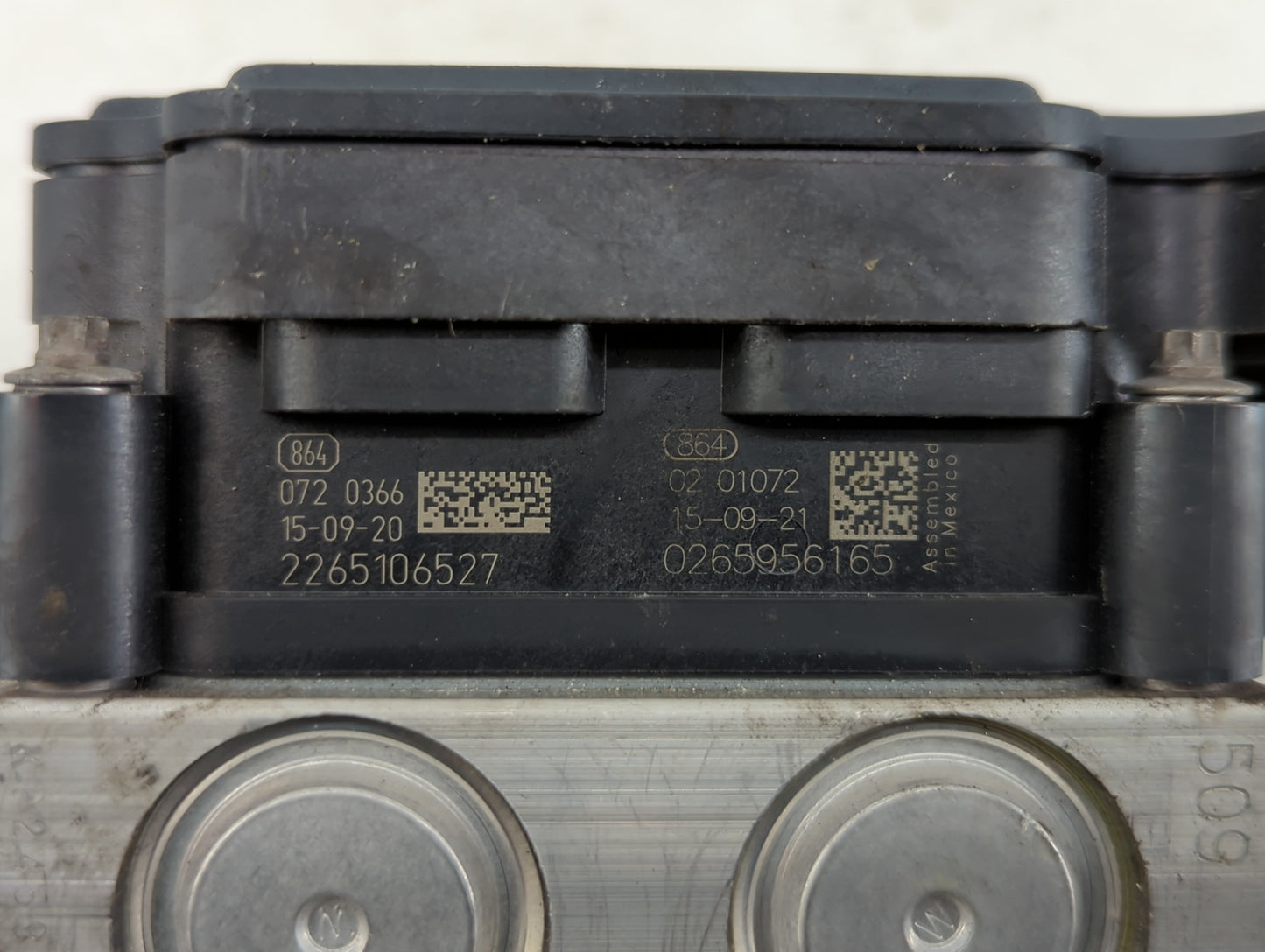 2016 Nissan Rogue ABS Pump Control Module Replacement P/N:47660 9TB0C Fits OEM Used Auto Parts - Oemusedautoparts1.com