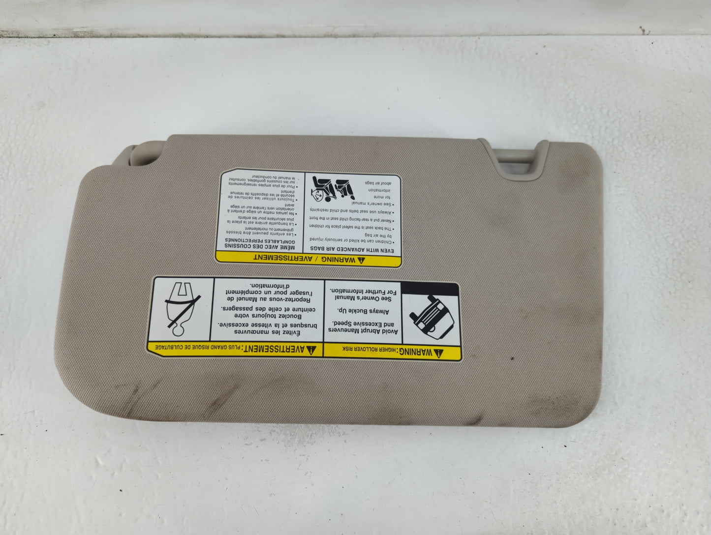 2014-2017 Nissan Rogue Sun Visor Shade Replacement Passenger Right Mirror Fits Fits 2014 2015 2016 2017 OEM Used Auto Parts