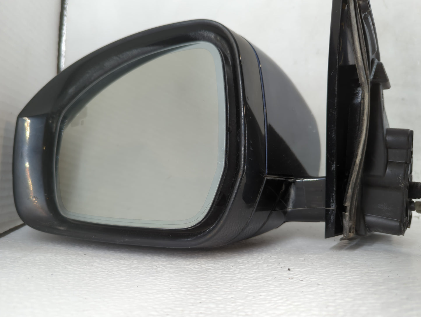 2016 Nissan Rogue Sport Driver Side View Mirror - Left Door Mirror OEM Used - Oemusedautoparts1.com