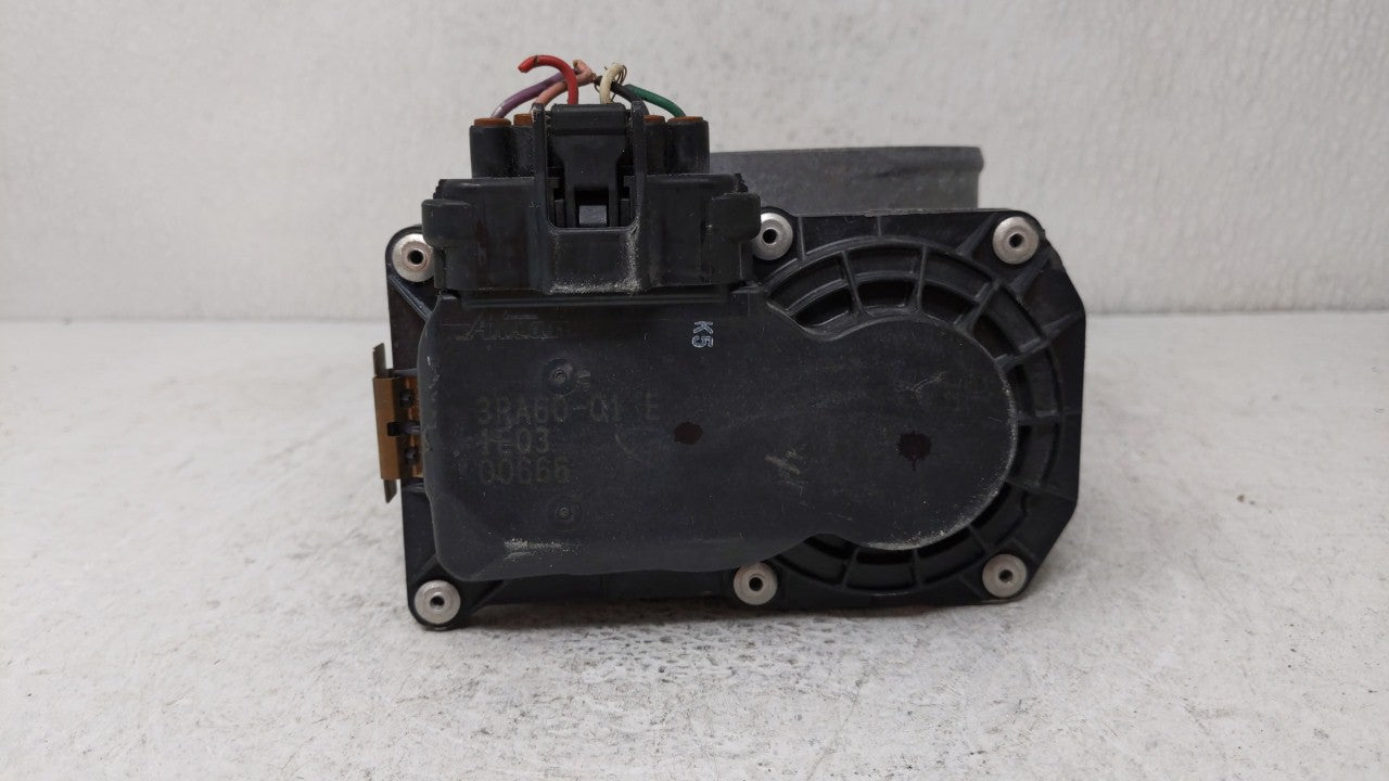 2013-2019 Nissan Sentra Throttle Body P/N:3RA60-01 C 3RA60-01 E, 3RA60-01 D Fits Fits 2013 2014 2015 2016 2017 2018 2019 OEM