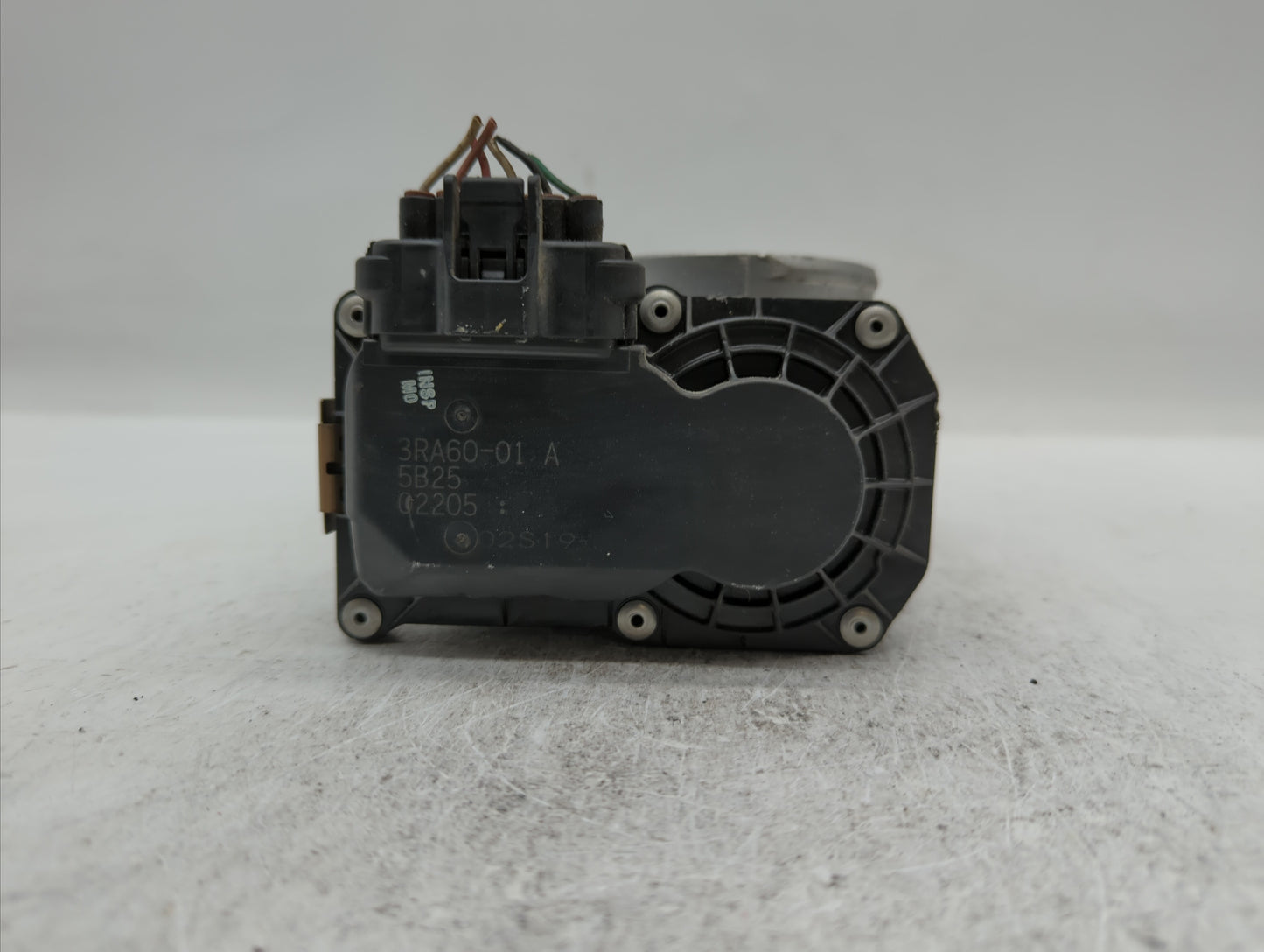 2013-2019 Nissan Sentra Throttle Body P/N:3RA60-01 C 3RA60-01 E, 3RA60-01 D Fits Fits 2013 2014 2015 2016 2017 2018 2019 OEM