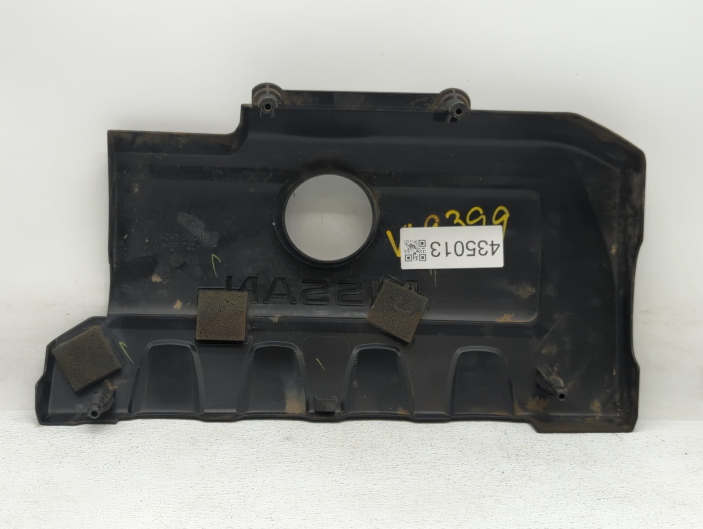 2016 Nissan Sentra Engine Cover - Oemusedautoparts1.com