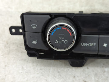 2016-2022 Nissan Titan Xd Climate Control Module Temperature AC/Heater Replacement P/N:27500 EZ20B Fits OEM Used Auto Parts