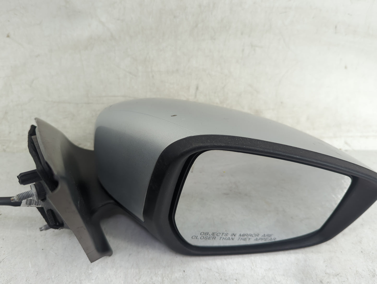 2015-2019 Nissan Versa Passenger Side View Mirror - Right Door Mirror OEM Used - Oemusedautoparts1.com