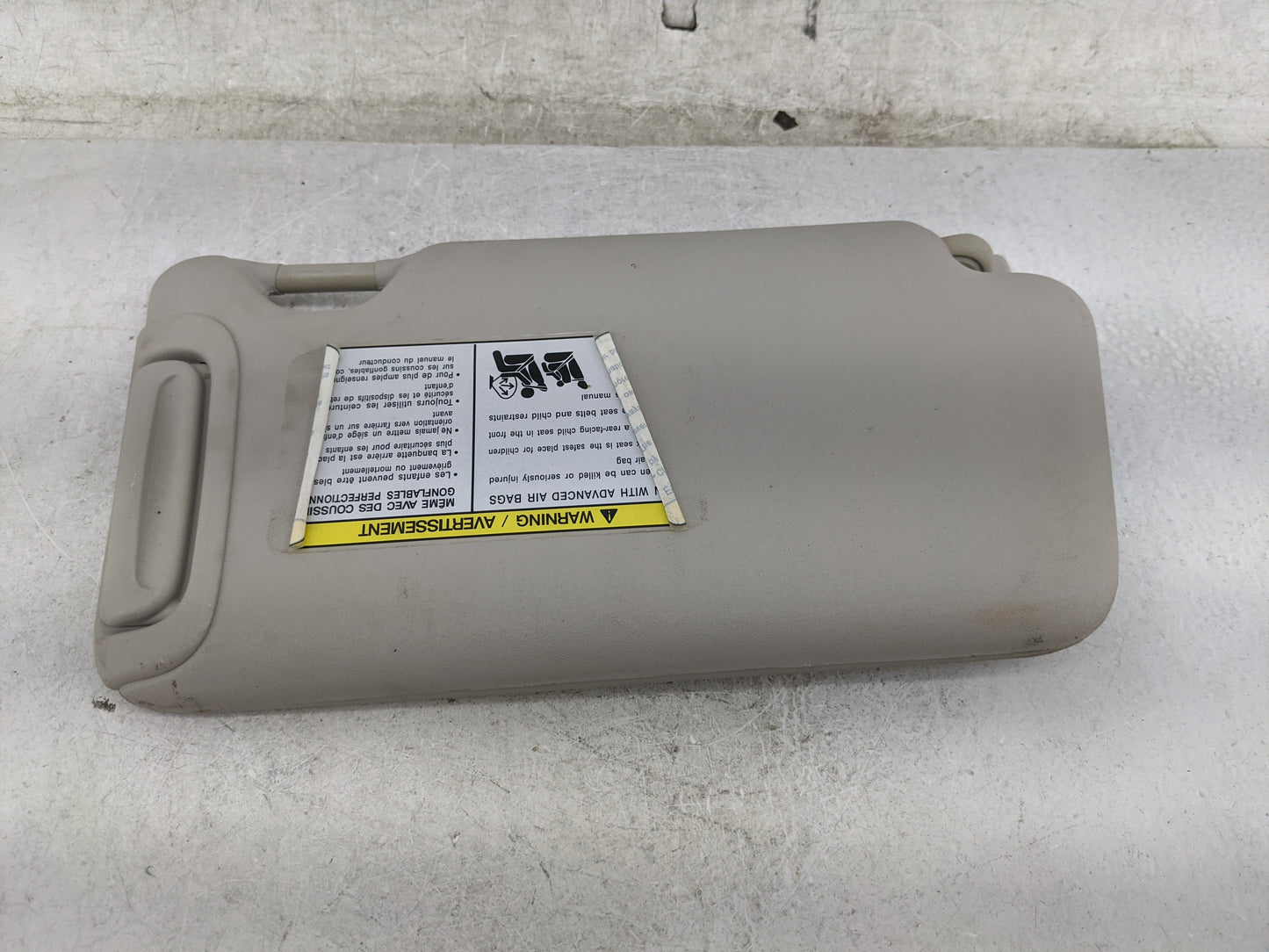 2016-2019 Nissan Versa Sun Visor Shade Replacement Driver Left Mirror Fits Fits 2015 2016 2017 2018 2019 OEM Used Auto Parts