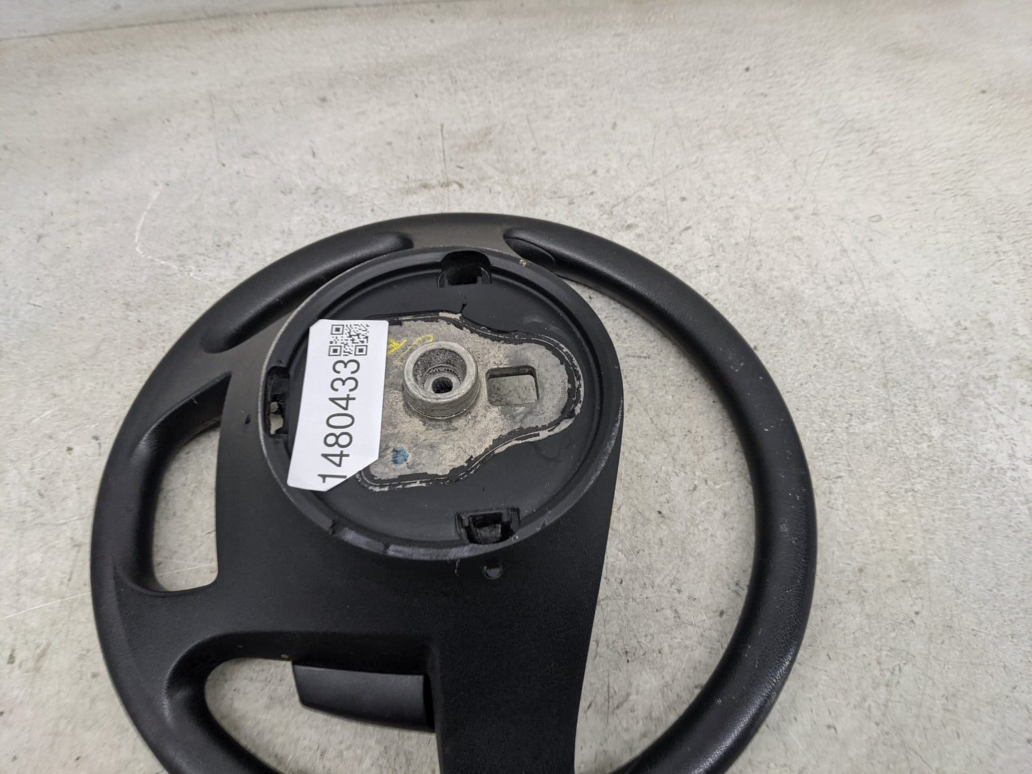 2016 Ram Promaster 3500 Steering Wheel Oem Black - Oemusedautoparts1.com