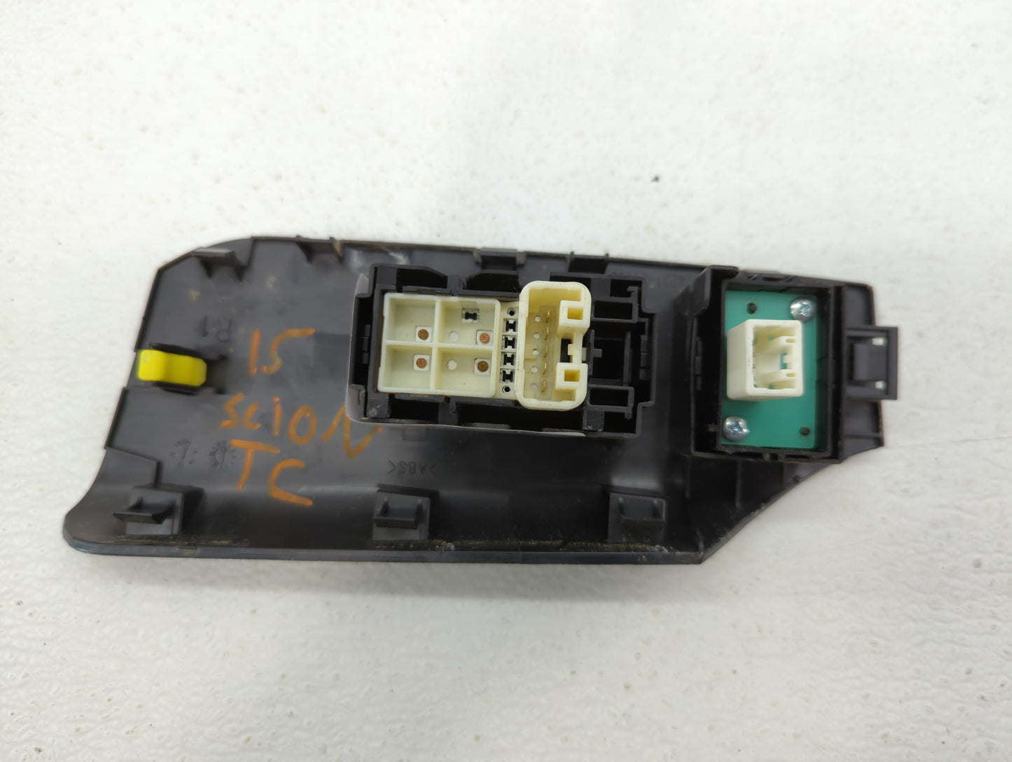 2016 Scion Tc Passenger Right Power Window Switch 74231-21100 - Oemusedautoparts1.com