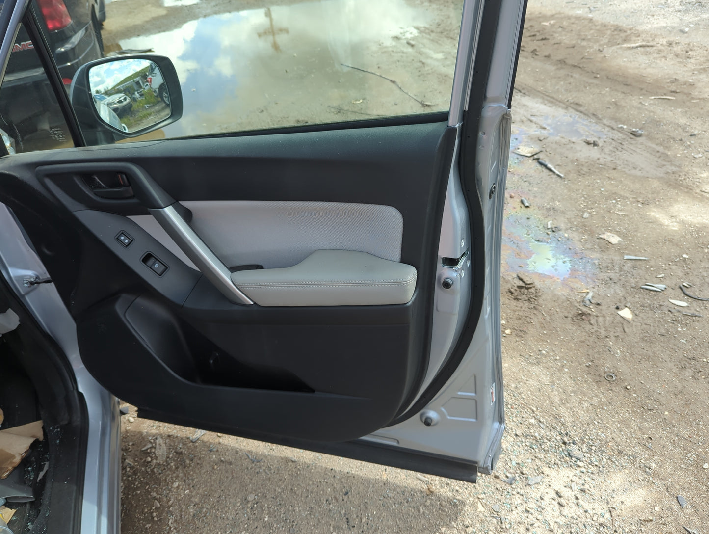 2016 Subaru Forester Front Right Passenger Interior Door Panel Trim - Oemusedautoparts1.com