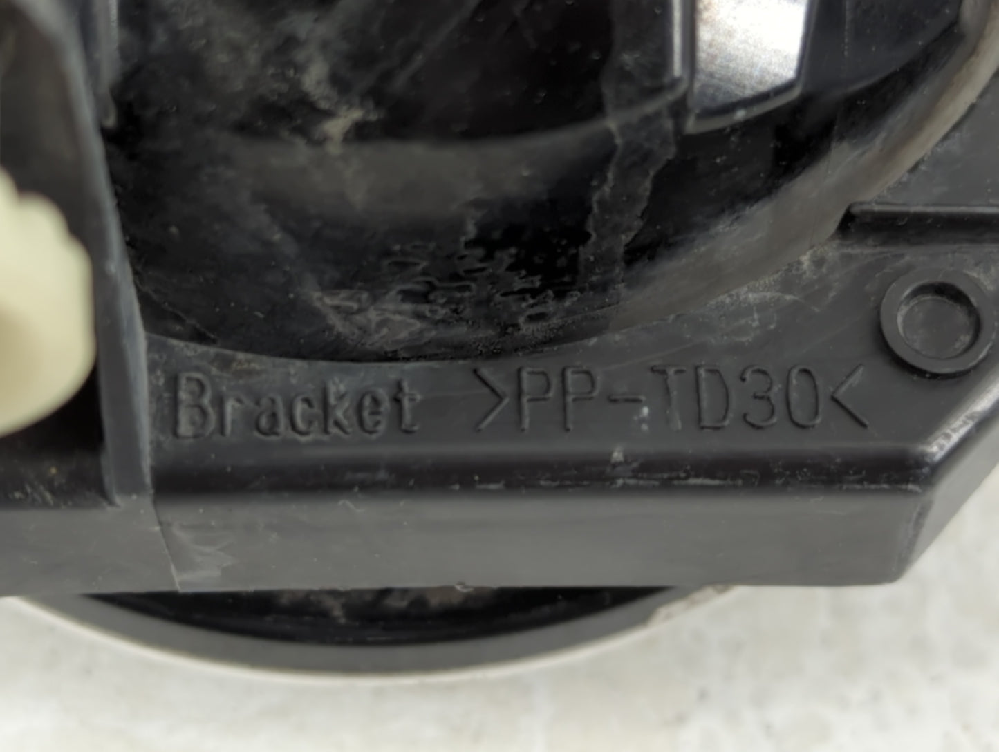 Subaru Forester Driver Left Oem Fog Light Lamp - Oemusedautoparts1.com