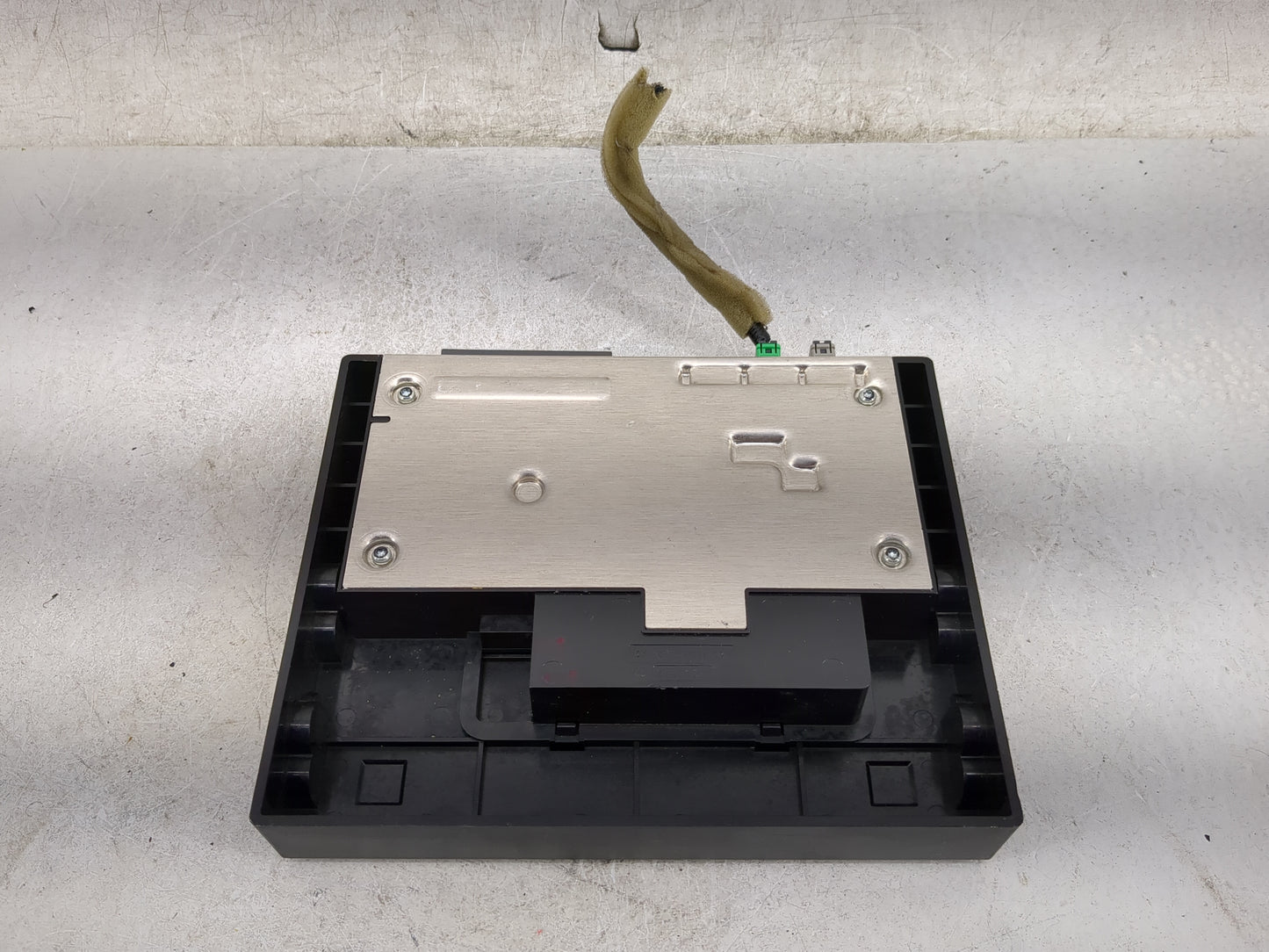 2016 Subaru Forester Telematics Control Module 86222sg000|asuab02020100 - Oemusedautoparts1.com