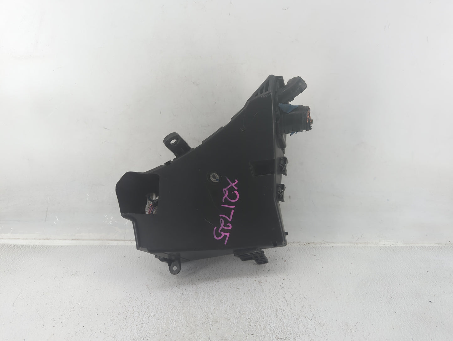 2016 Subaru Forester Fusebox Fuse Box Panel Relay Module P/N:MB504000B Fits OEM Used Auto Parts - Oemusedautoparts1.com