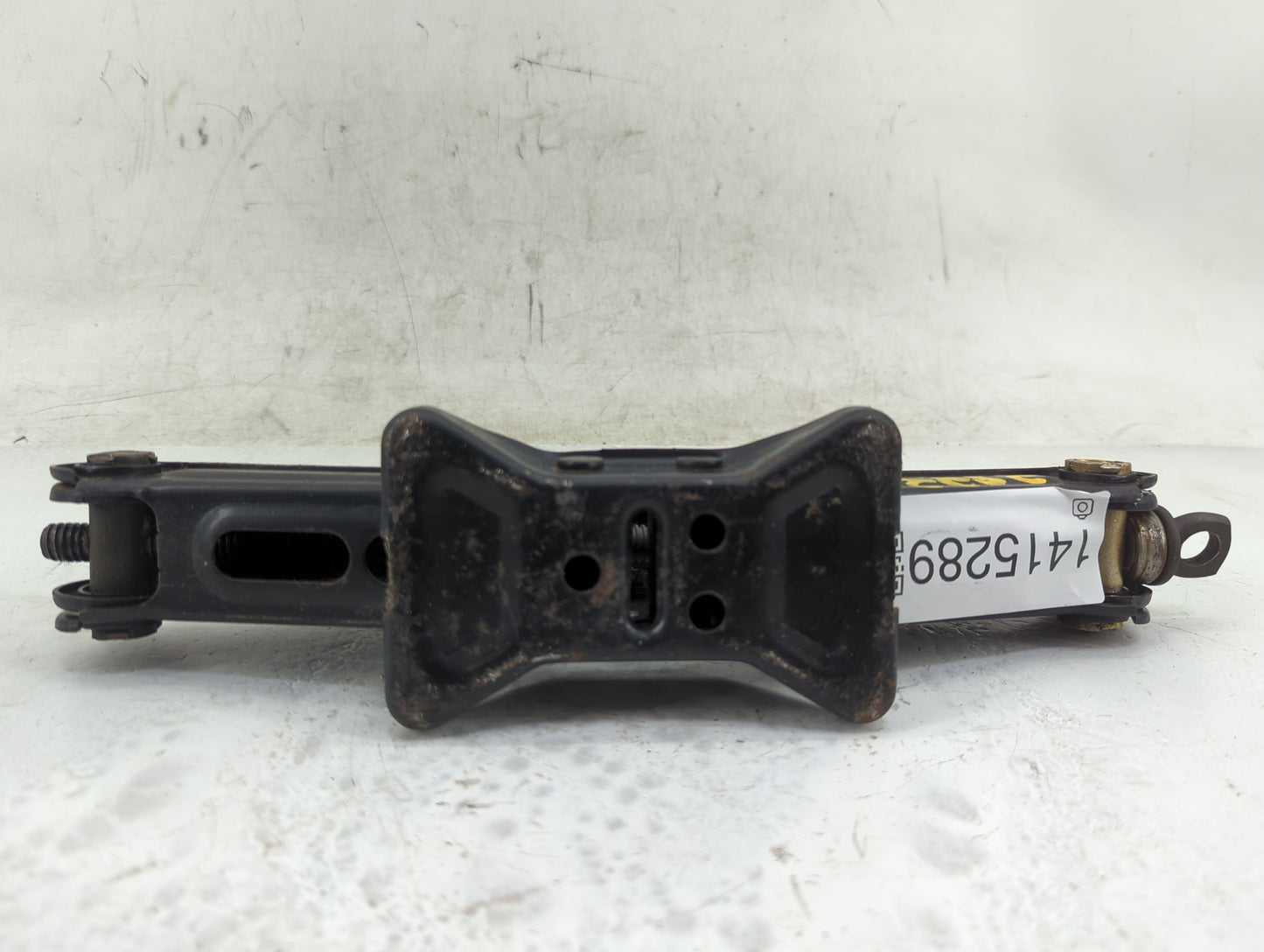 2016 Subaru Impreza Spare Scissor Car Jack 1415289 - Oemusedautoparts1.com