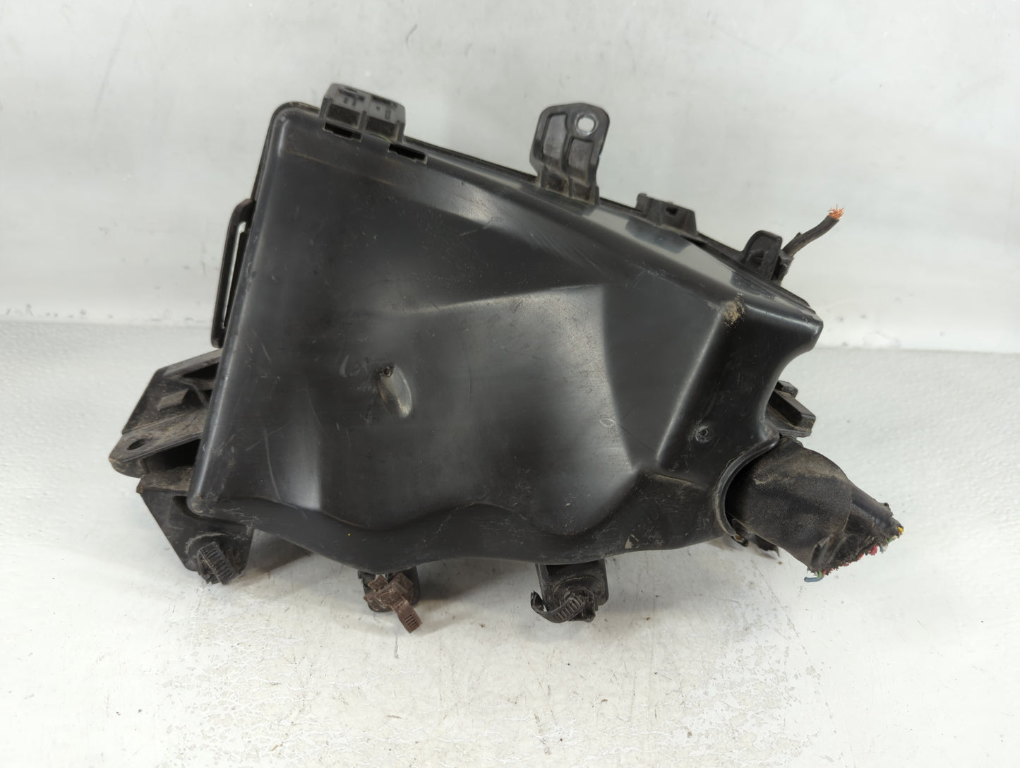 2015 Subaru Legacy Fusebox Fuse Box Panel Relay Module P/N:MB503703B Fits OEM Used Auto Parts - Oemusedautoparts1.com