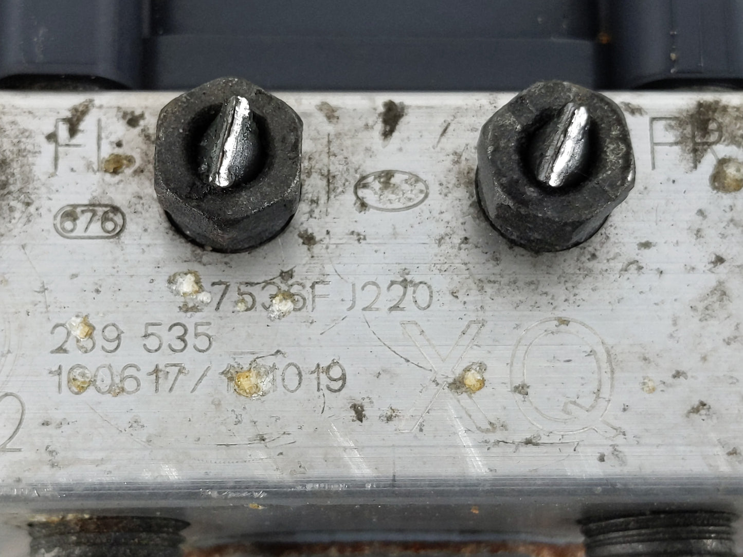 2016 Subaru Xv ABS Pump Control Module Replacement P/N:27536FJ220 Fits OEM Used Auto Parts - Oemusedautoparts1.com