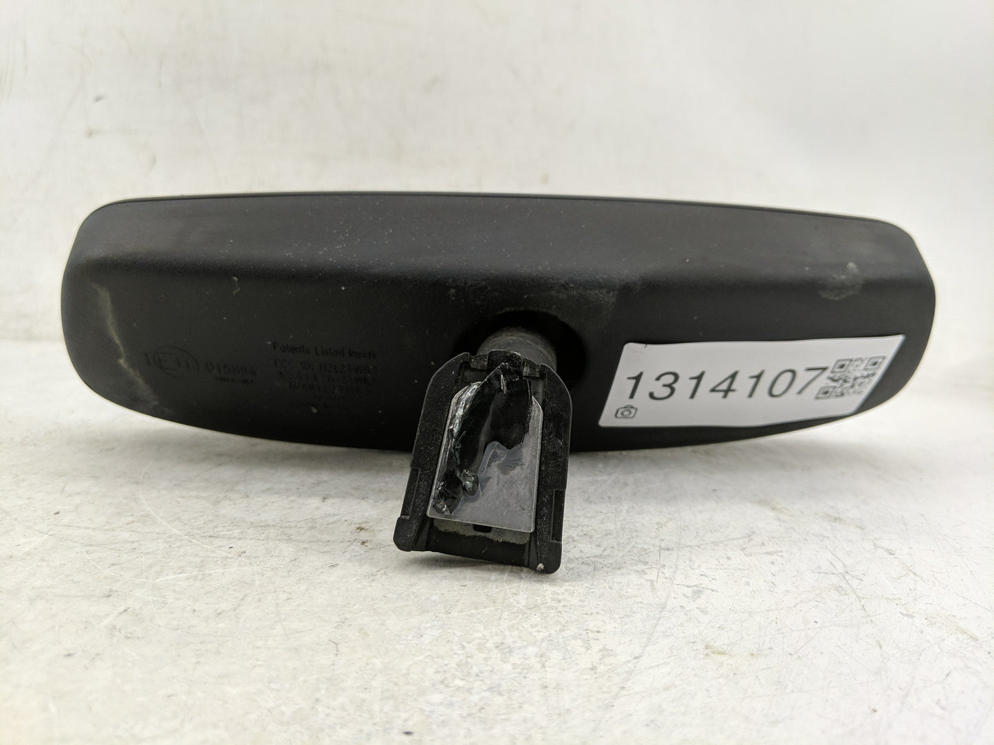 2007-2017 Toyota Camry Interior Rear View Mirror Replacement OEM P/N:E8011083 Fits OEM Used Auto Parts - Oemusedautoparts1.c