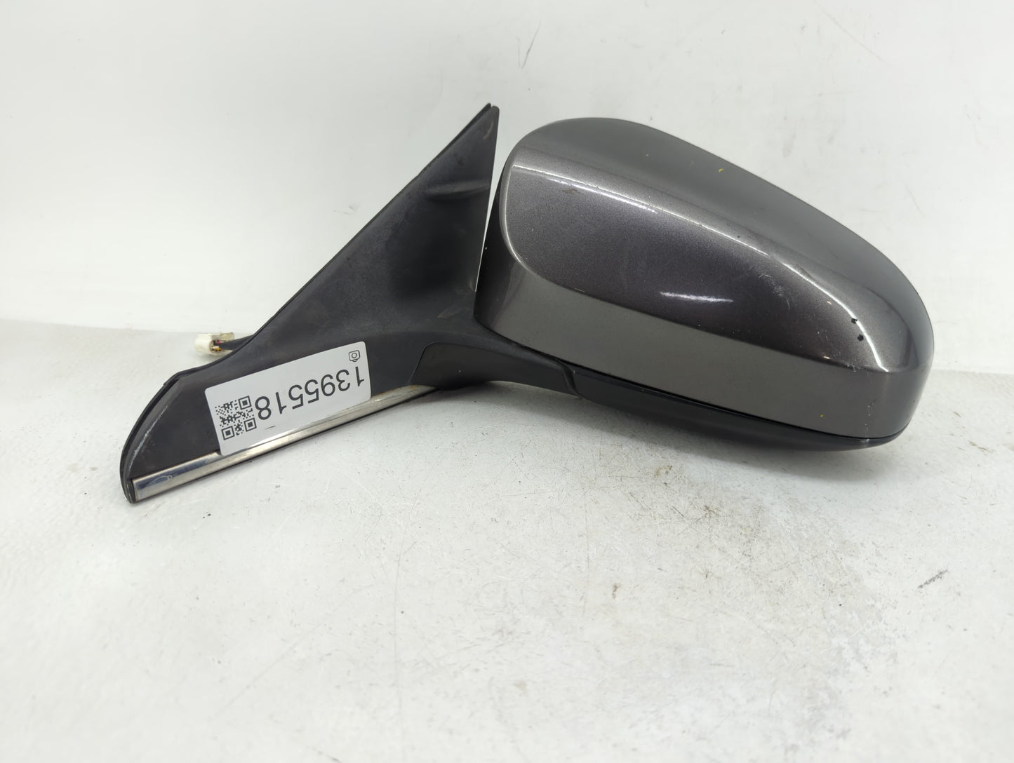 2015-2017 Toyota Camry Driver Side View Mirror - Left Door Mirror OEM Used - Oemusedautoparts1.com