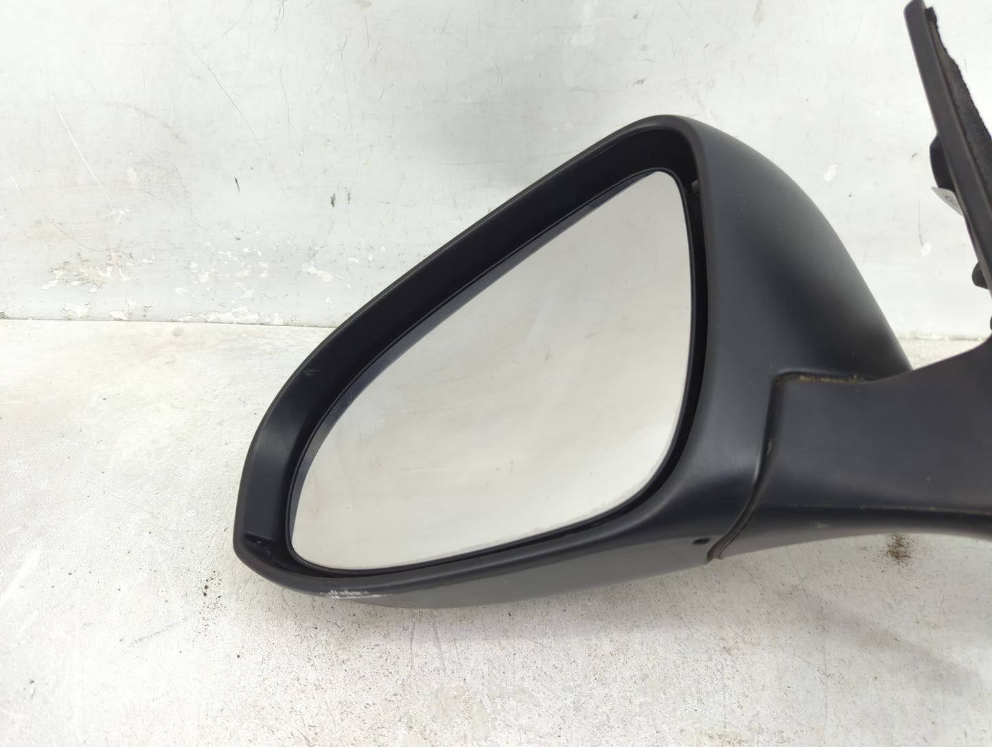 2015-2017 Toyota Camry Driver Side View Mirror - Left Door Mirror OEM Used - Oemusedautoparts1.com