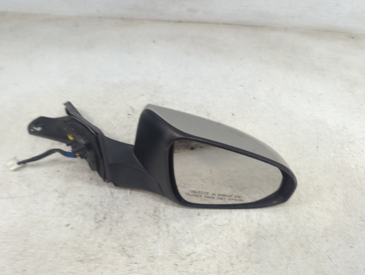 2015-2017 Toyota Camry Passenger Side View Mirror - Right Door Mirror OEM Used - Oemusedautoparts1.com