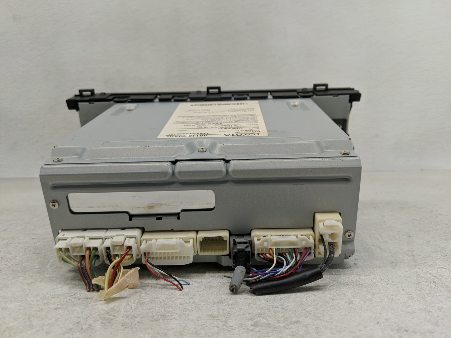 2015-2016 Toyota Corolla Radio AM FM Cd Player Receiver Replacement P/N:86140-02470 Fits Fits 2015 2016 OEM Used Auto Parts