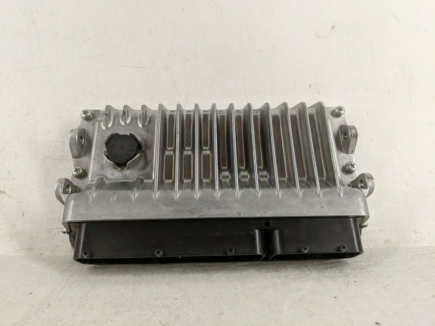 2016-2017 Toyota Prius PCM Engine Control Computer ECU ECM PCU OEM P/N:89661-5C750 Fits Fits 2016 2017 OEM Used Auto Parts -