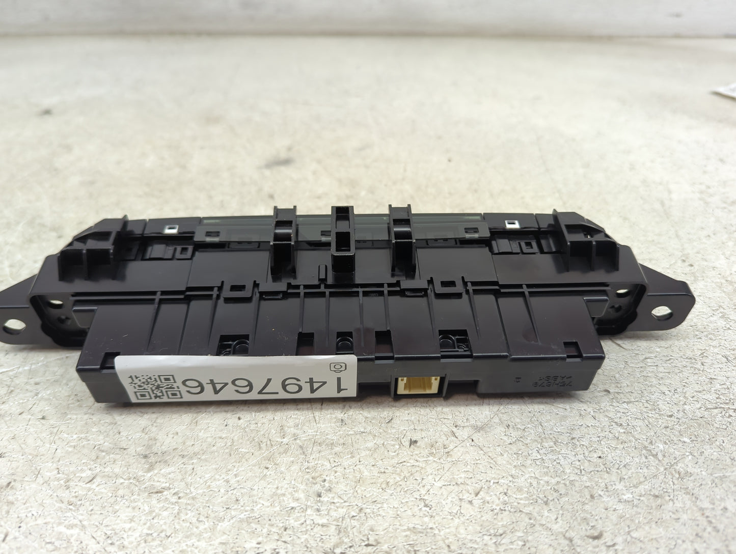 2016-2022 Toyota Prius Climate Control Module Temperature AC/Heater Replacement P/N:75H679 Fits OEM Used Auto Parts - Oemuse