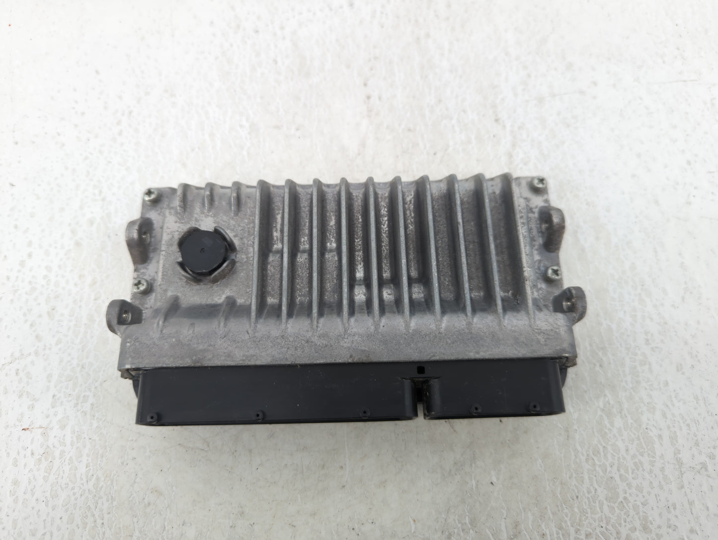 2016-2017 Toyota Prius C PCM Engine Control Computer ECU ECM PCU OEM P/N:89661-5C750 Fits Fits 2016 2017 OEM Used Auto Parts