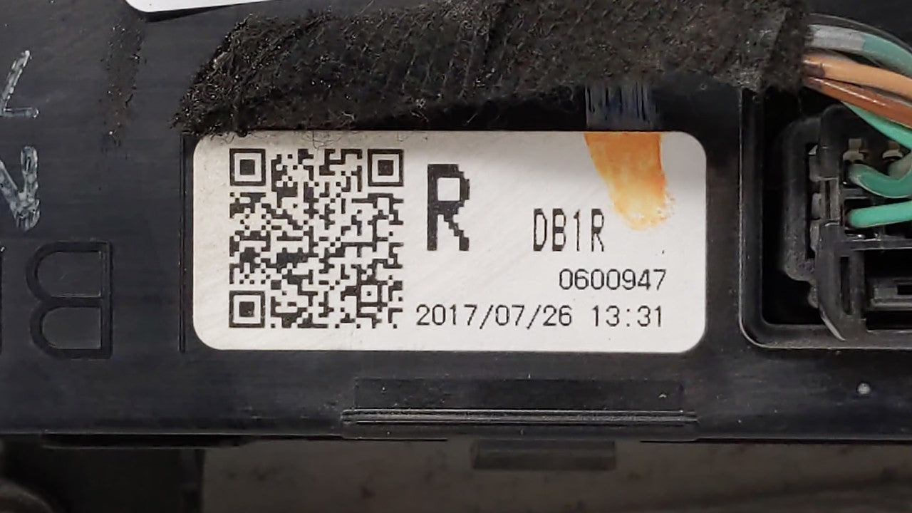 2016-2020 Toyota Yaris Air Bag Passenger Right Dashboard Oem - Oemusedautoparts1.com