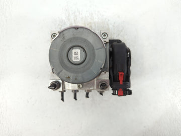 2015-2016 Volkswagen Golf Anti-Lock Brake ABS Pump Module Actuator OEM P/N:3Q0 614 517 T Fits Fits 2015 2016 2017 OEM Used Auto Parts