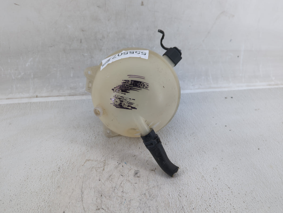 2005 Volkswagen Jetta Radiator Coolant Overflow Expansion Tank Bottle 535507 - Oemusedautoparts1.com