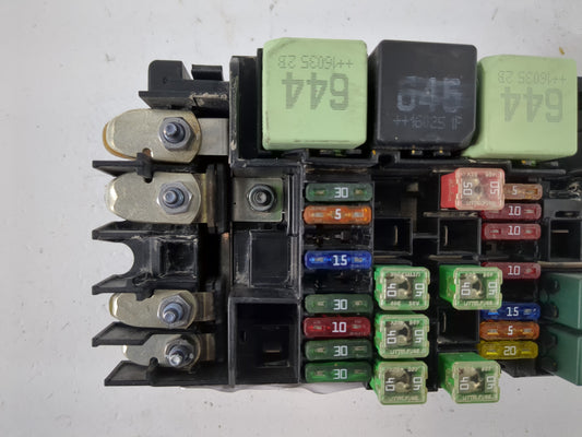2012-2020 Volkswagen Passat Fusebox Fuse Box Panel Relay Module P/N:5C0 937 819 L Fits OEM Used Auto Parts