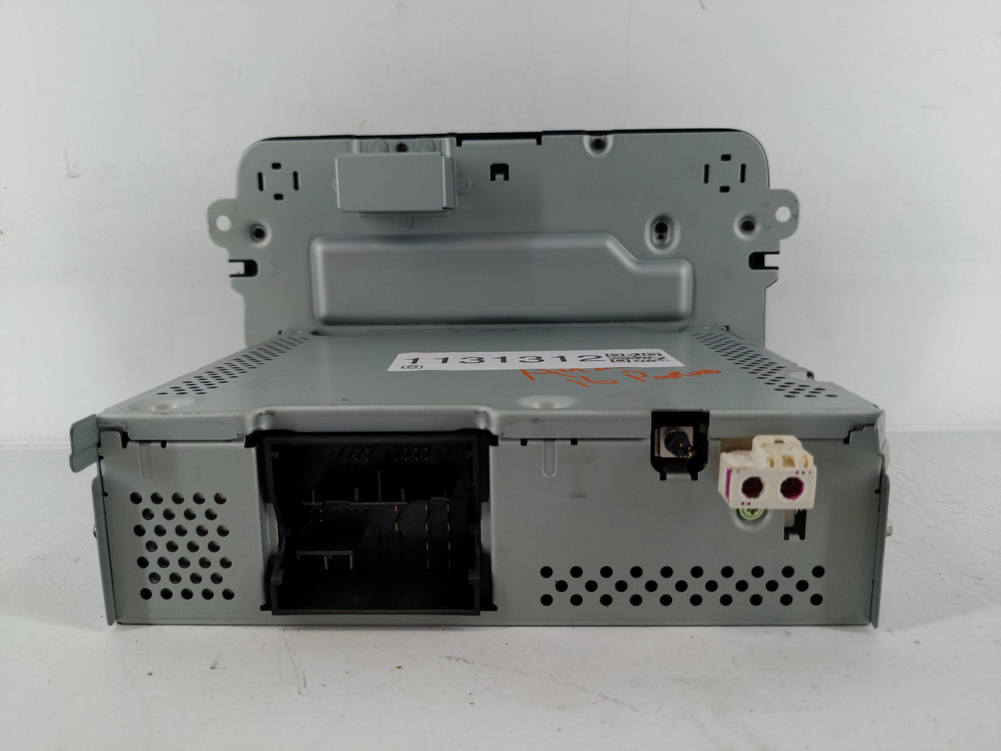 2016 Volkswagen Passat Radio AM FM Cd Player Receiver Replacement P/N:561 035 150 Fits Fits 2013 2014 2015 2017 OEM Used Aut